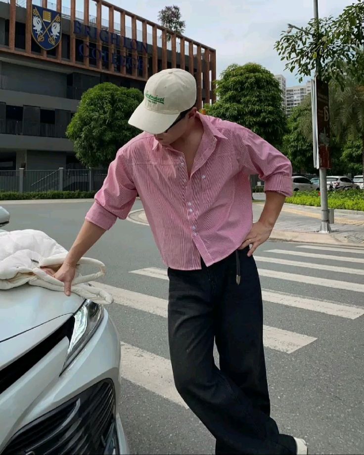 pink shirt outfits